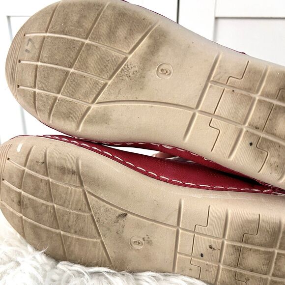 GC Shoes Kiana Red Vegan Leather Laser Cut Round Toe Ballet Flats Womens 9W Boho - Picture 6 of 8